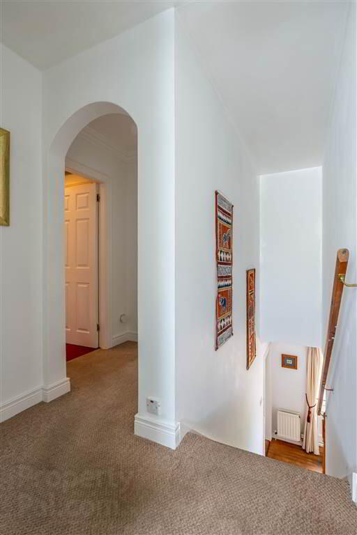 8 Woodcroft Rise 40 of 47
