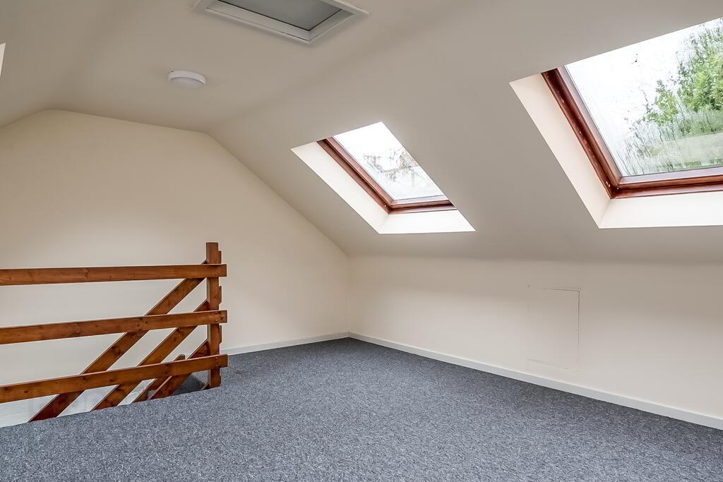 The Mews, Eglantine Avenue 8 of 10