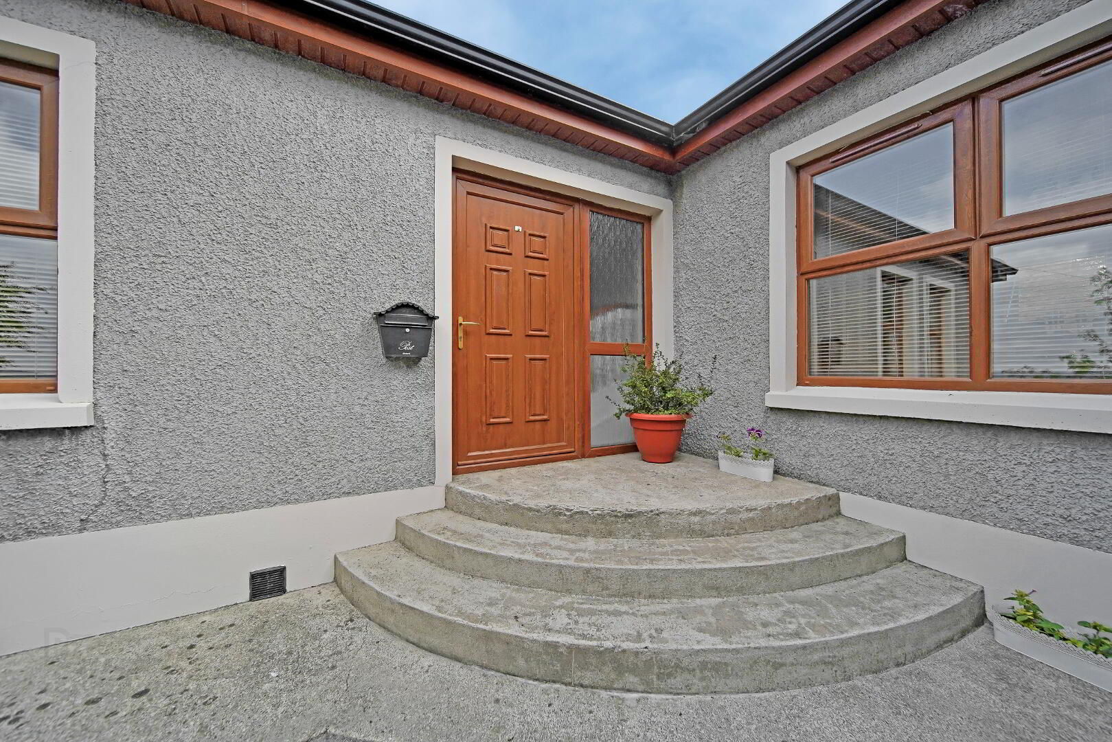 property description image