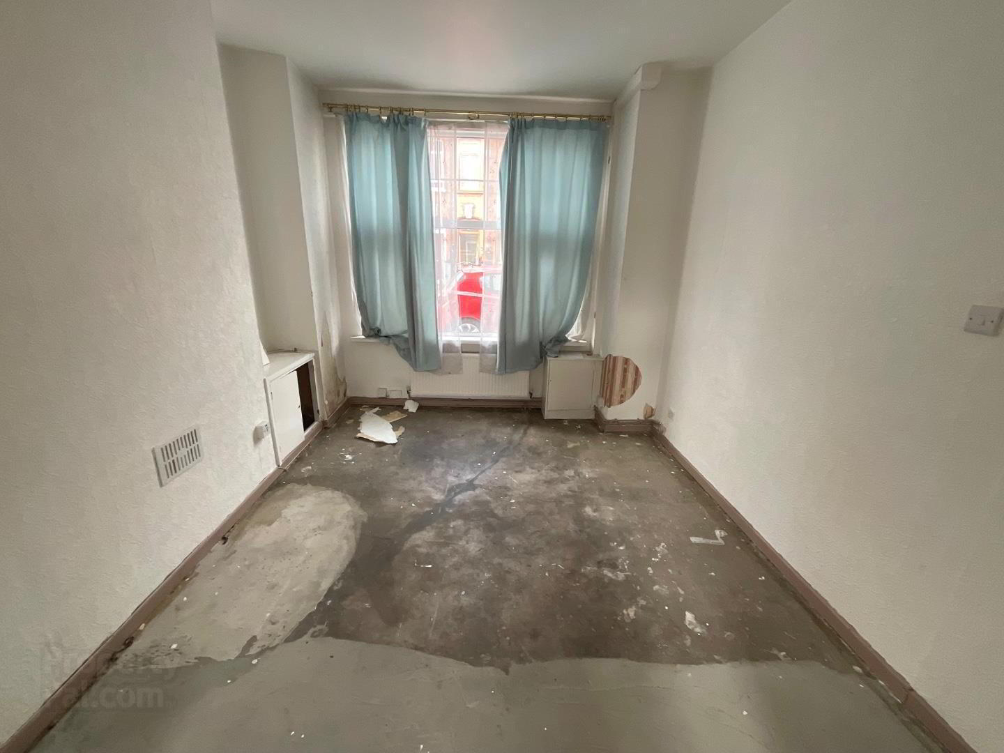 property description image