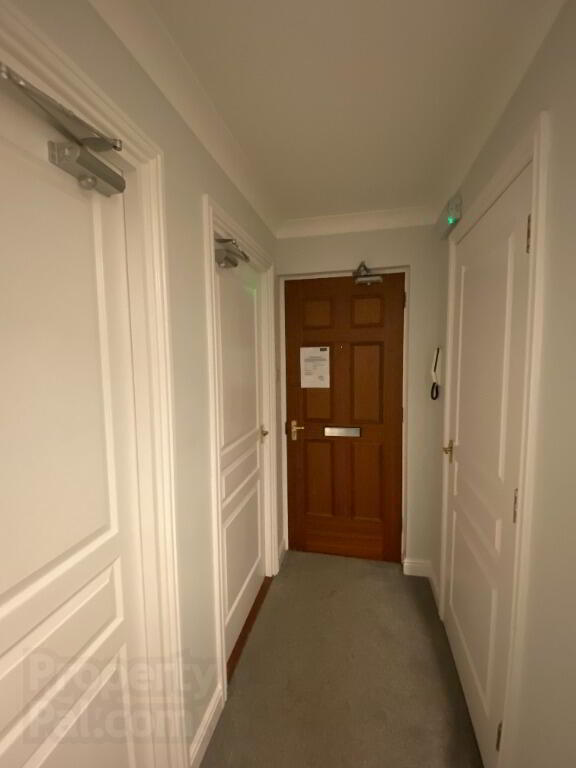 13 Lauriston Gardens 12 of 14