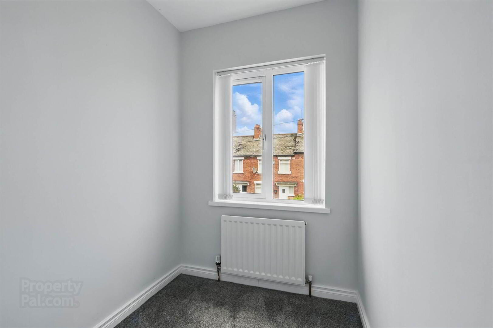 54 Sandbrook Park 11 of 12