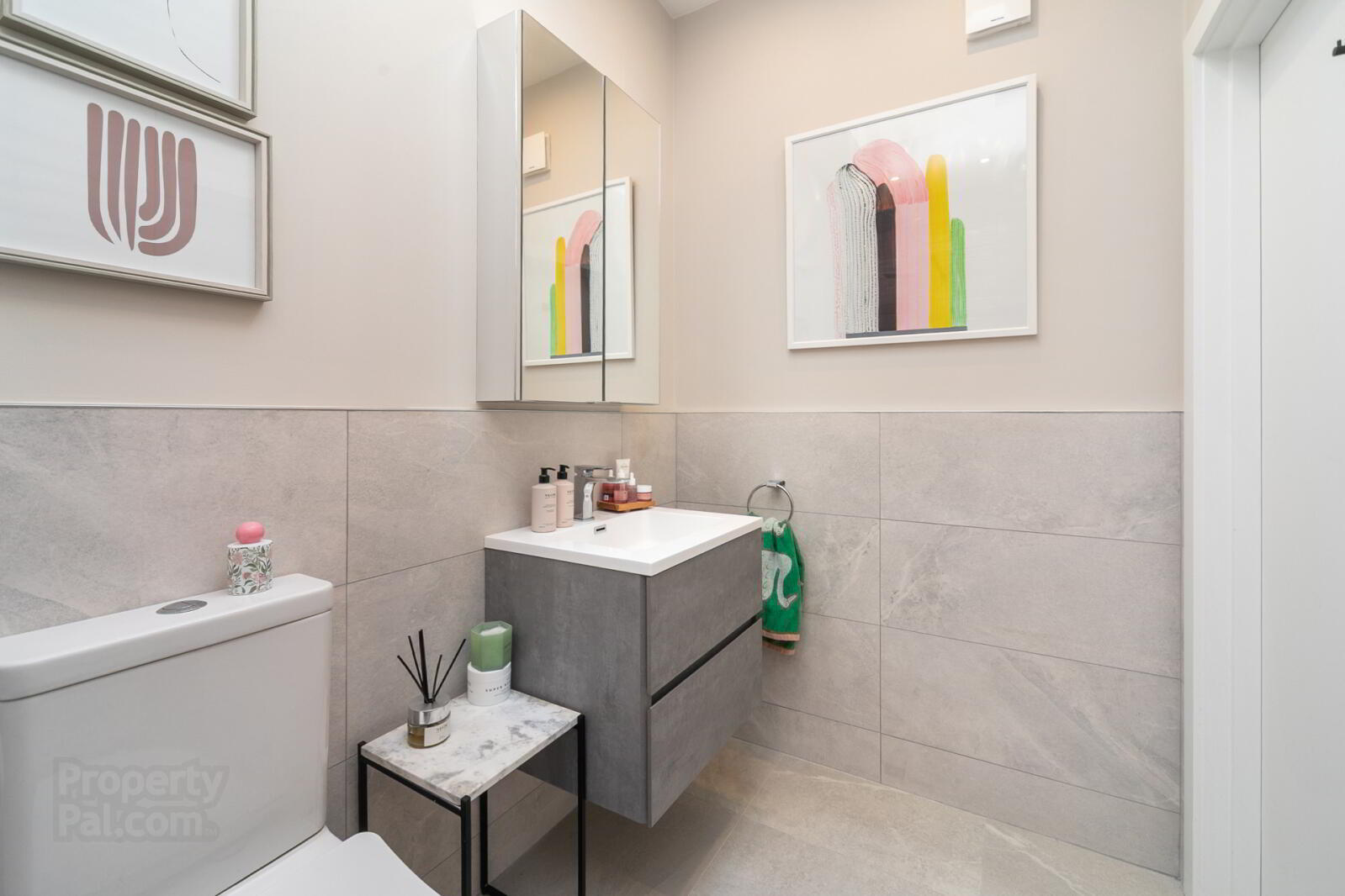 2a Glenview Avenue 24 of 35