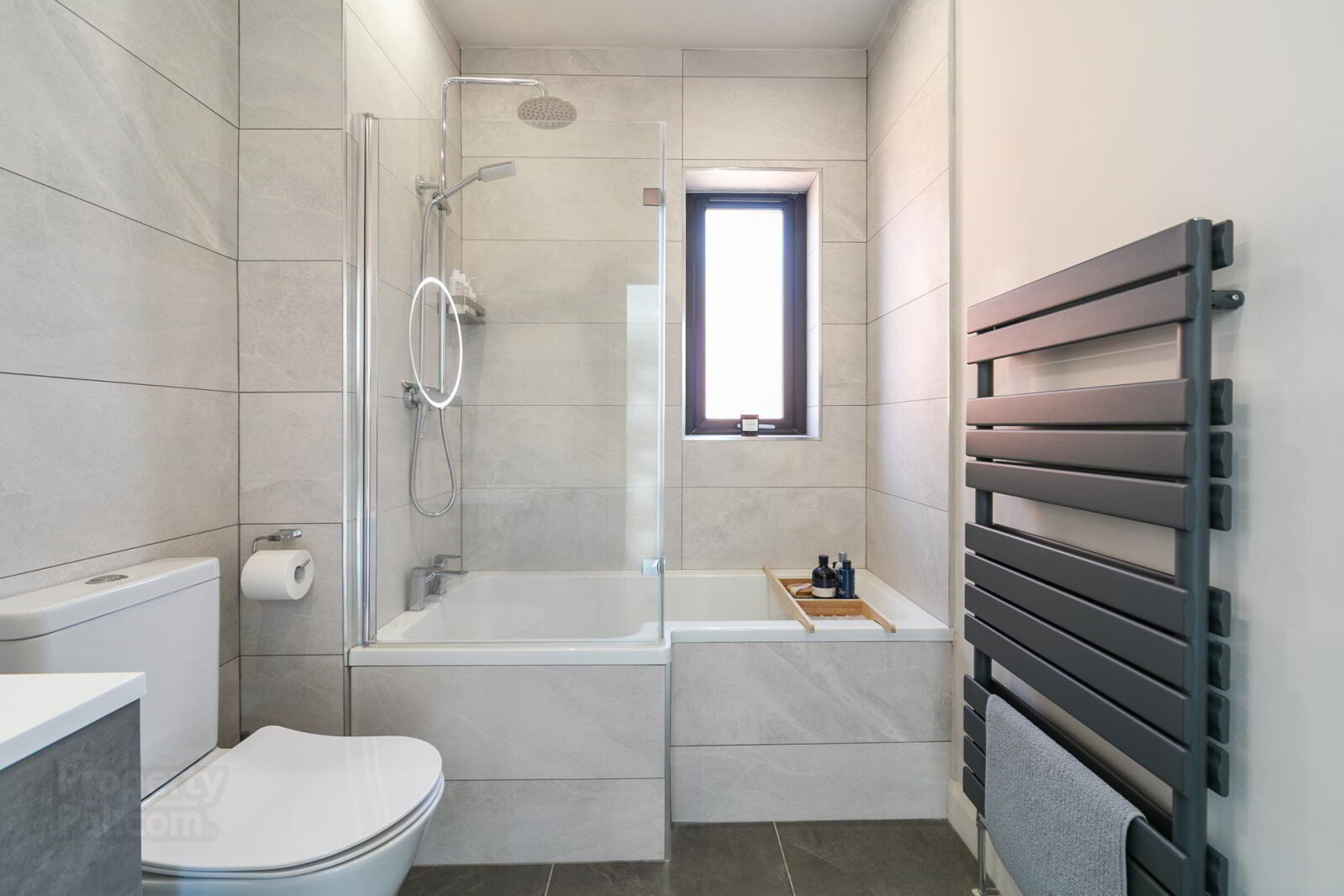 2a Glenview Avenue 25 of 35