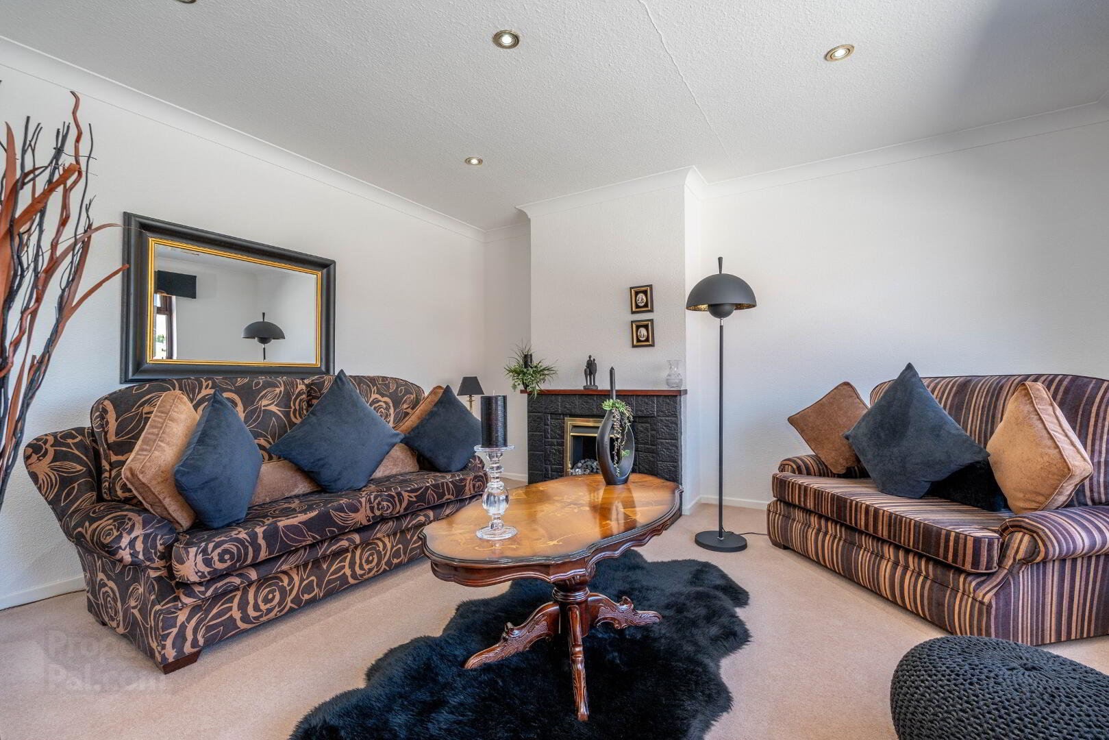 9 Leydene Court 6 of 33