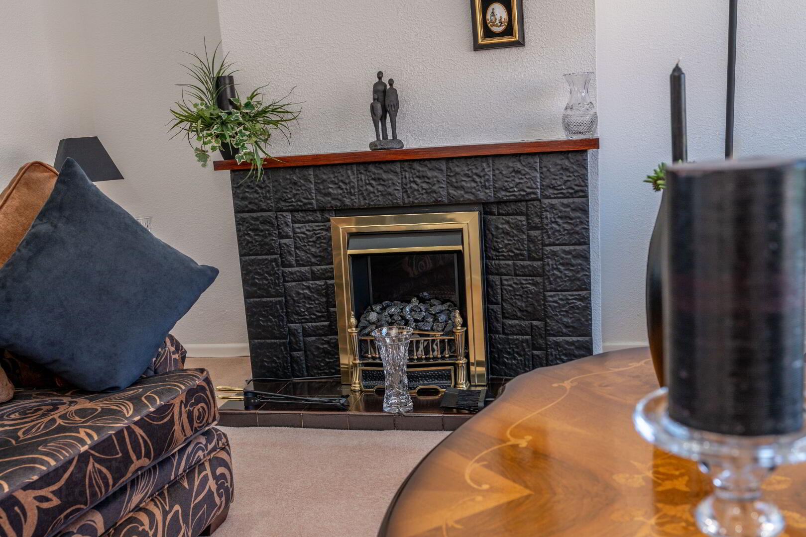 9 Leydene Court 7 of 33