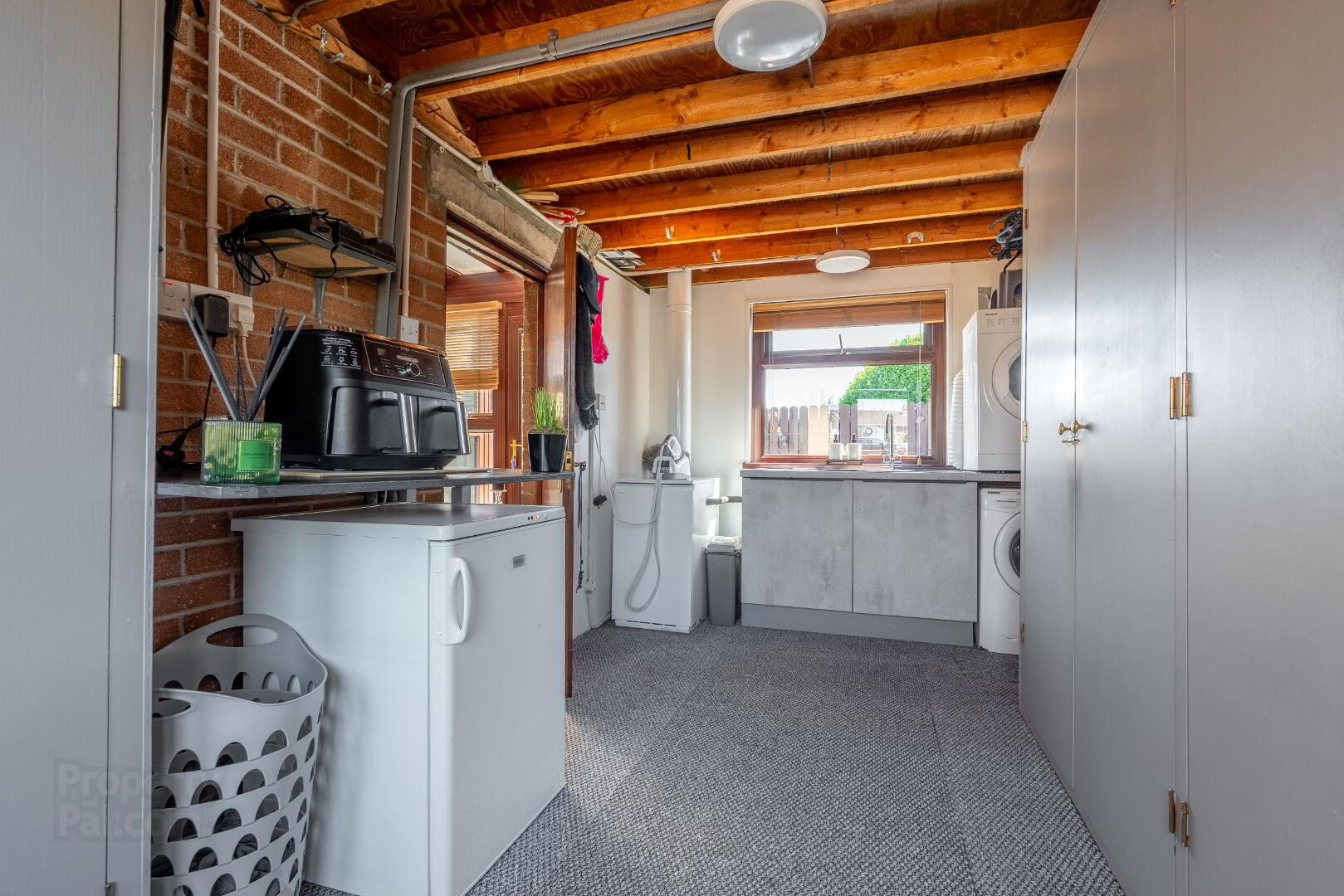 9 Leydene Court 19 of 33