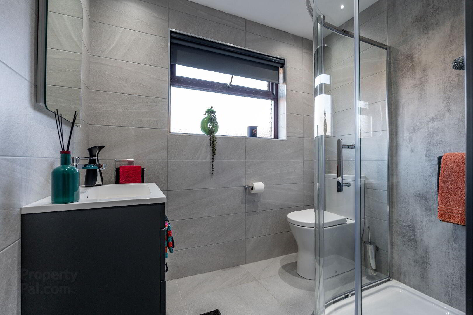 9 Leydene Court 25 of 33