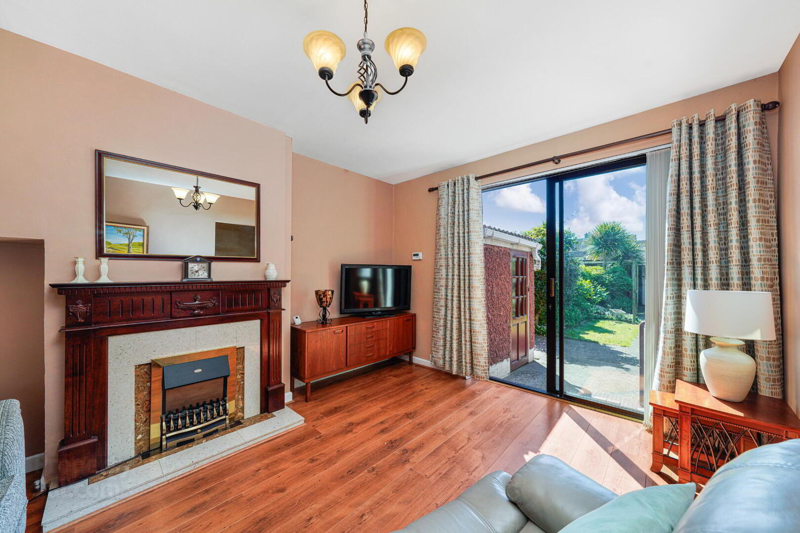 189 Palmerstown Avenue 13 of 33