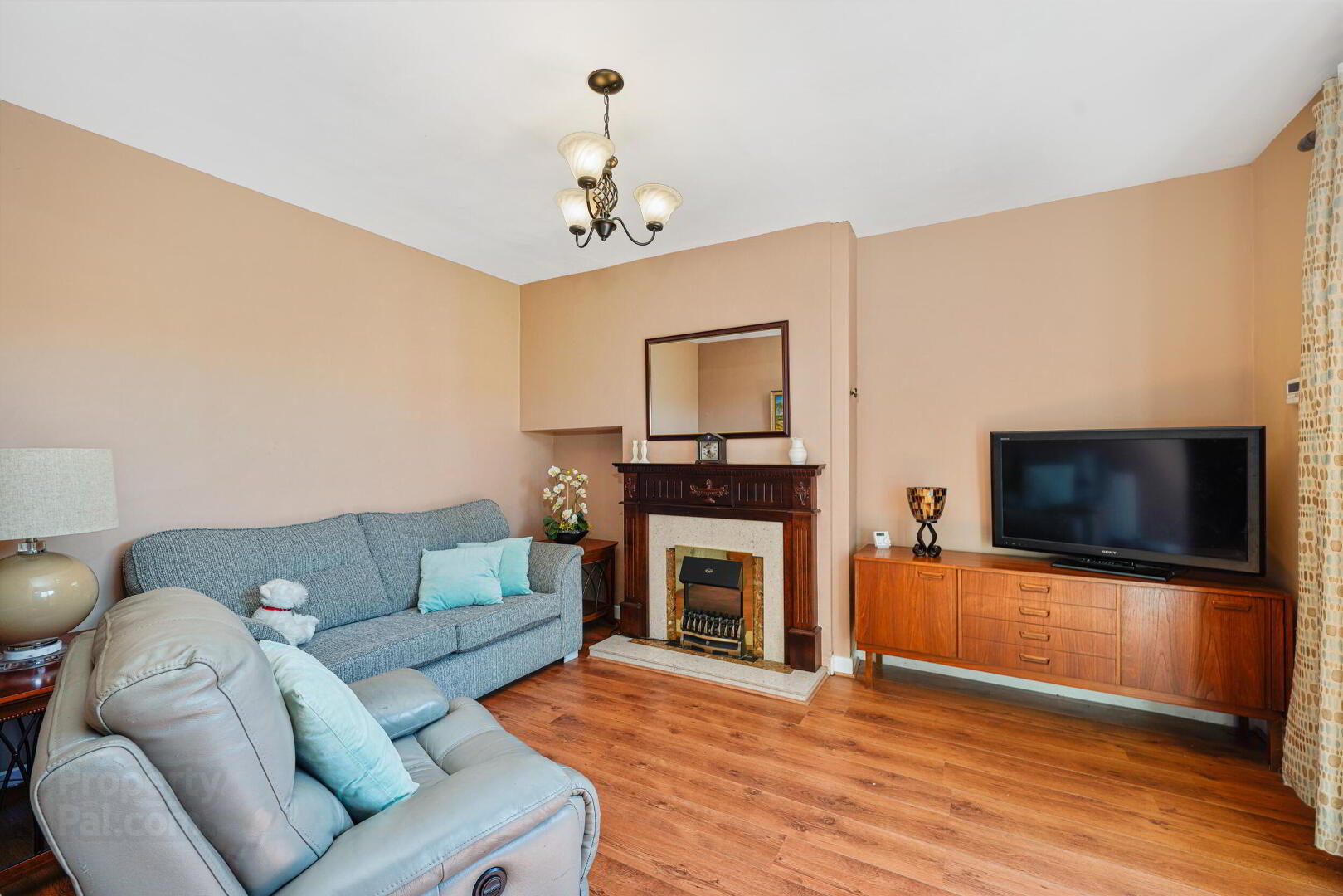 189 Palmerstown Avenue 3 of 33