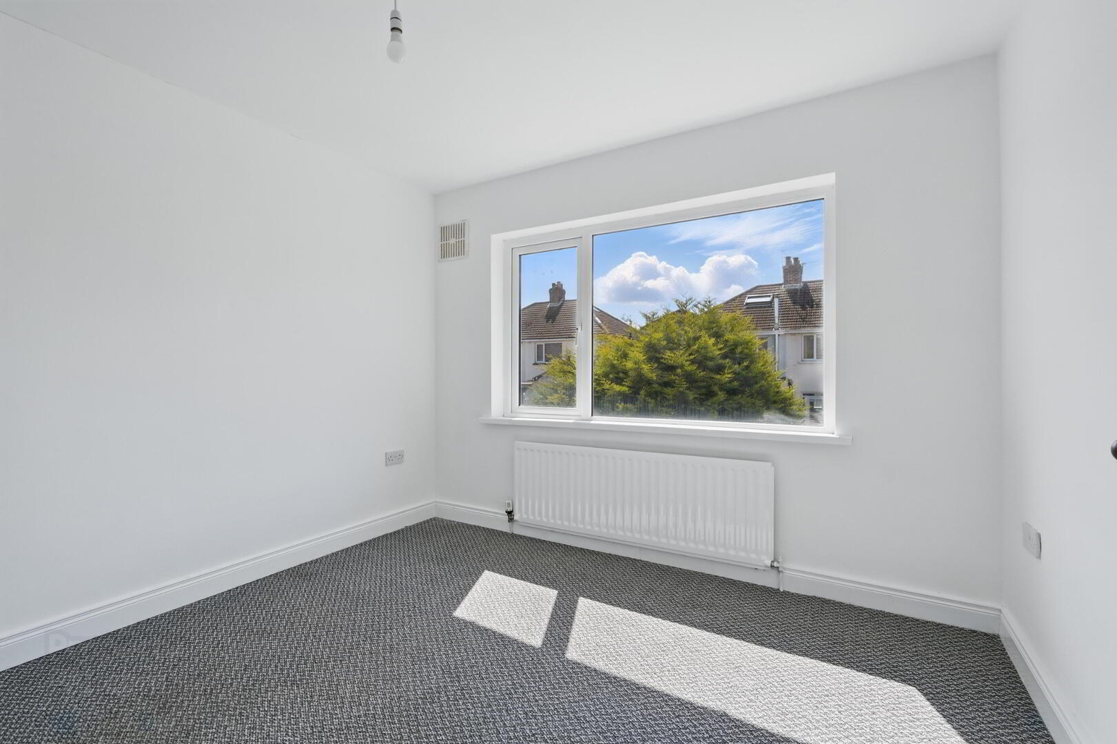 32 Sunderland Road 13 of 19