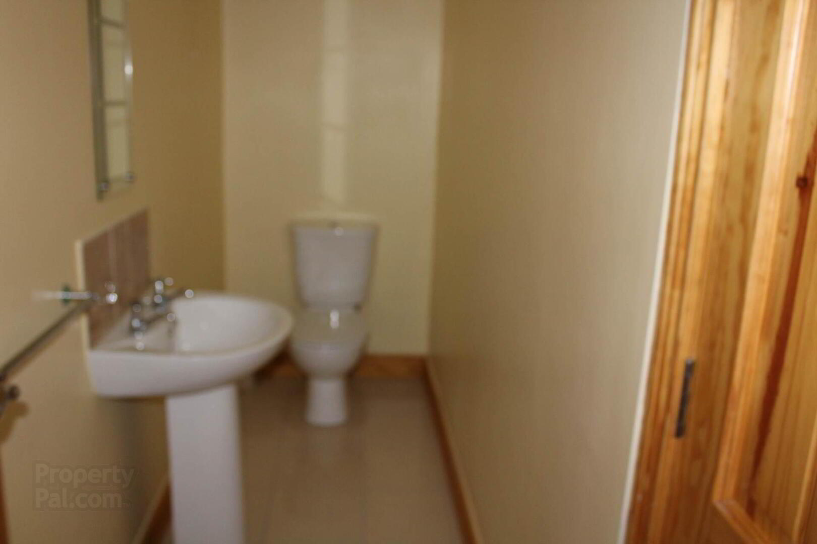 9a Ardravan Square 7 of 9