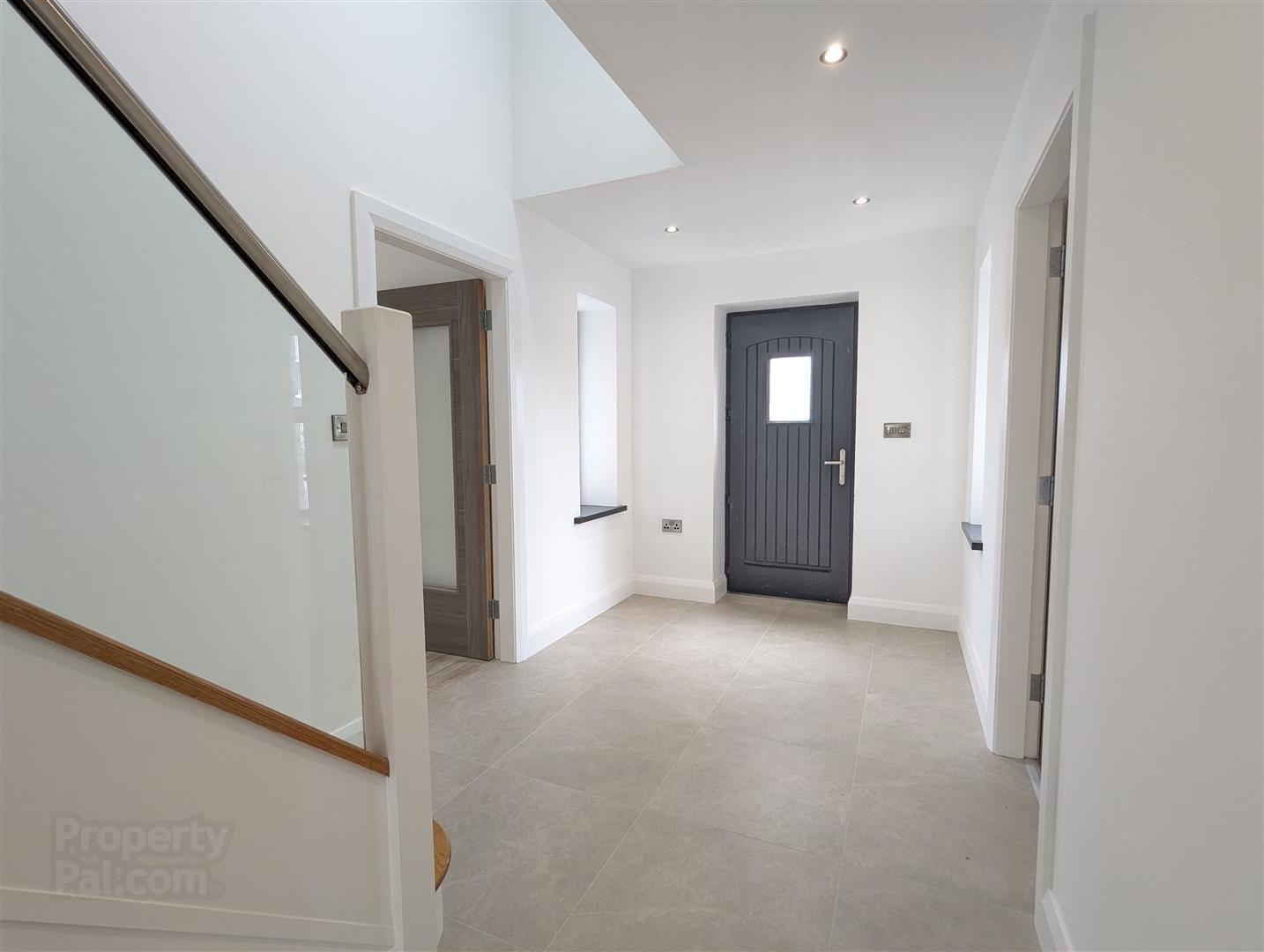 56 Tollymore Road 6 of 36