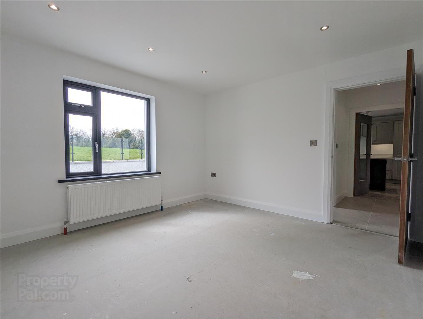 56 Tollymore Road 8 of 36