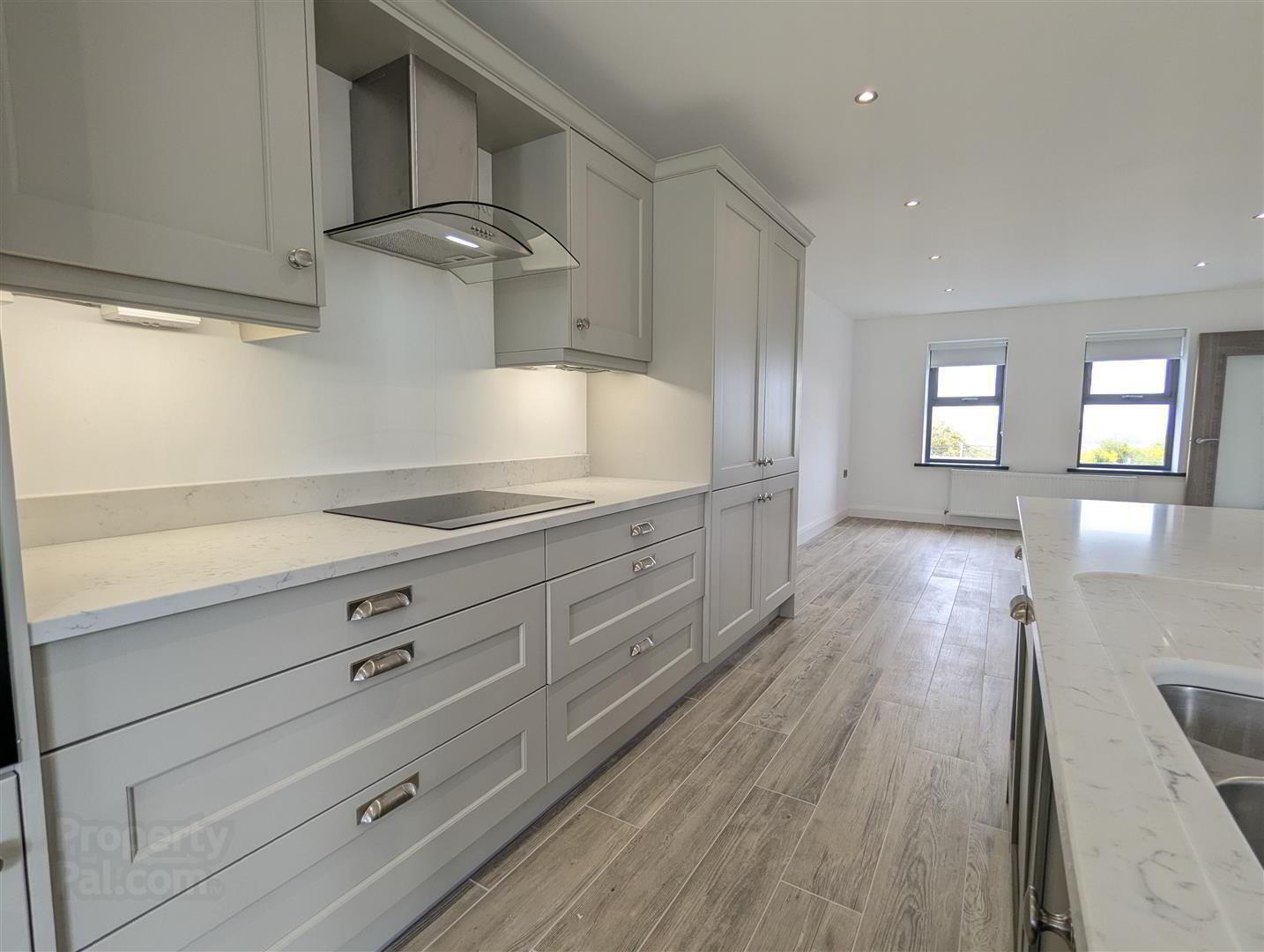 56 Tollymore Road 14 of 36