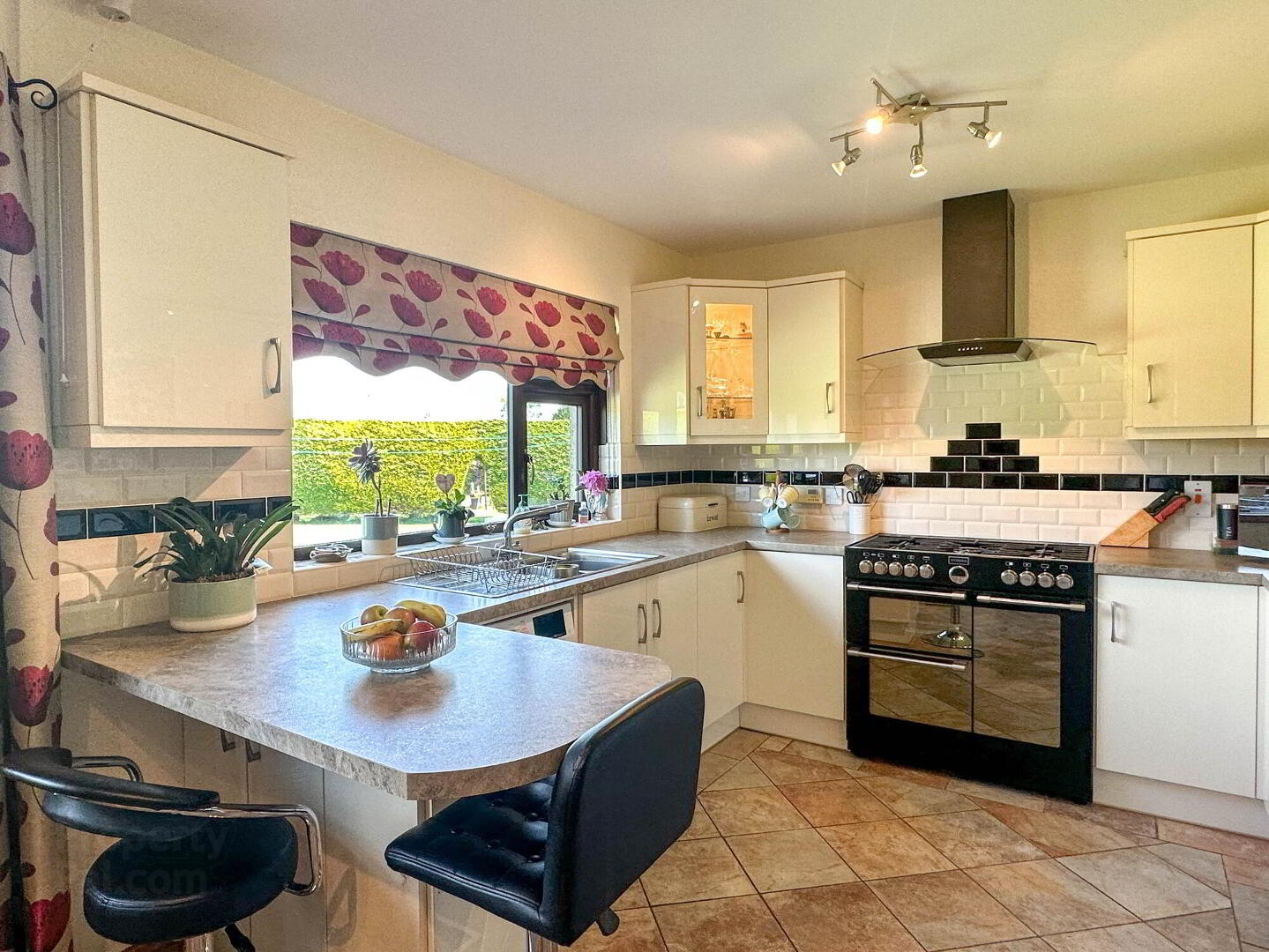 99 Gorran Road 10 of 48