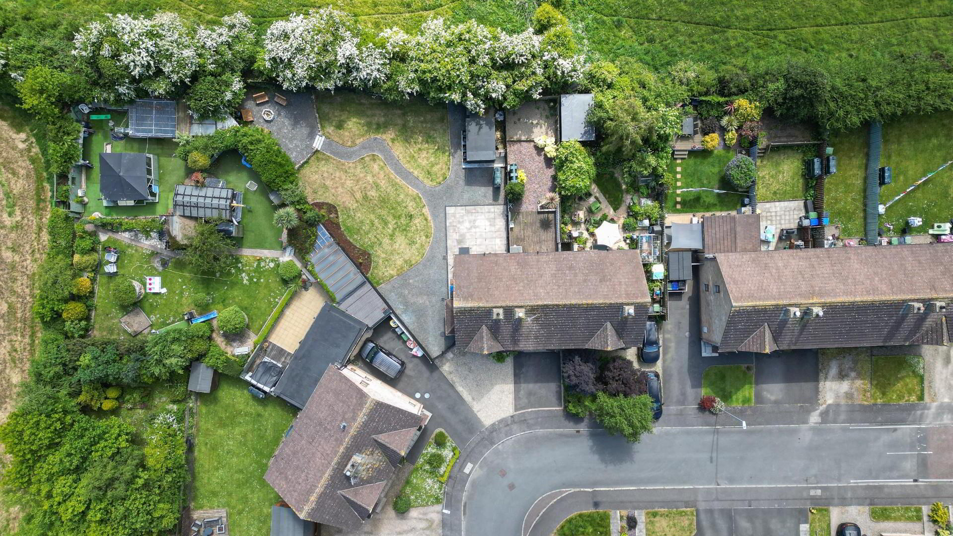51 Stonebridge Gardens 38 of 46