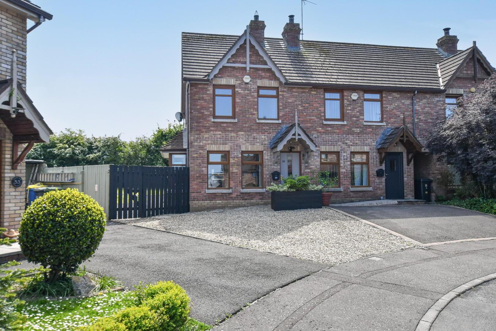 51 Stonebridge Gardens 36 of 46