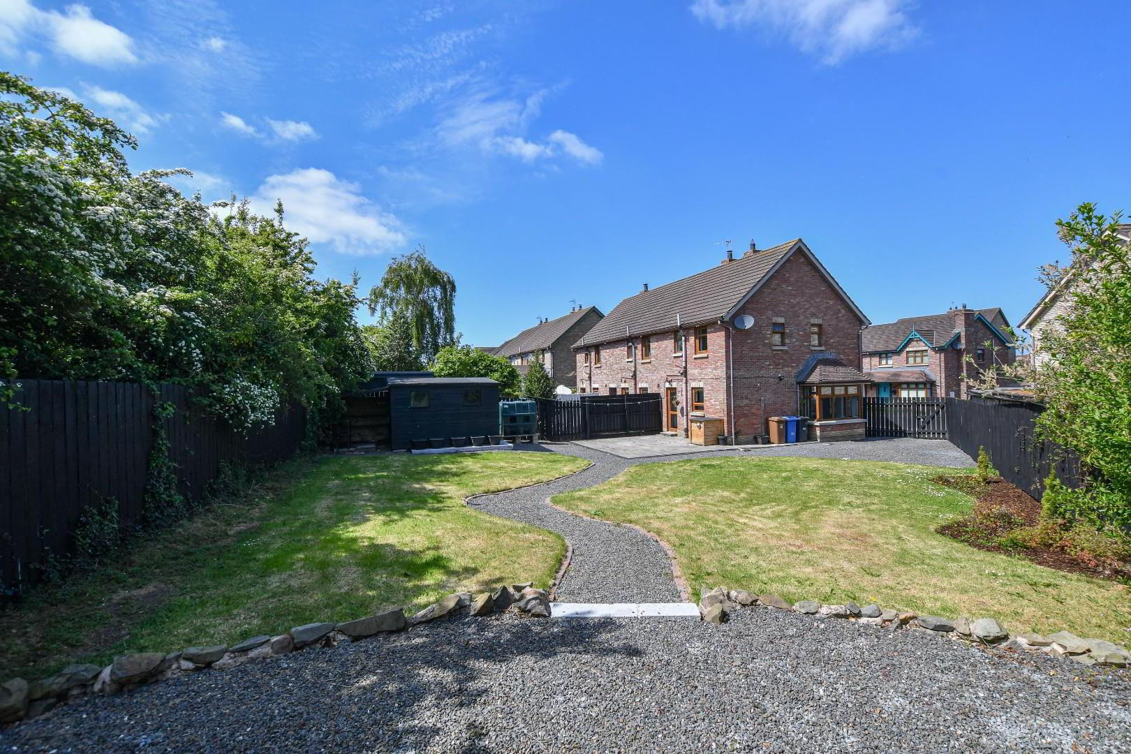 51 Stonebridge Gardens 40 of 46