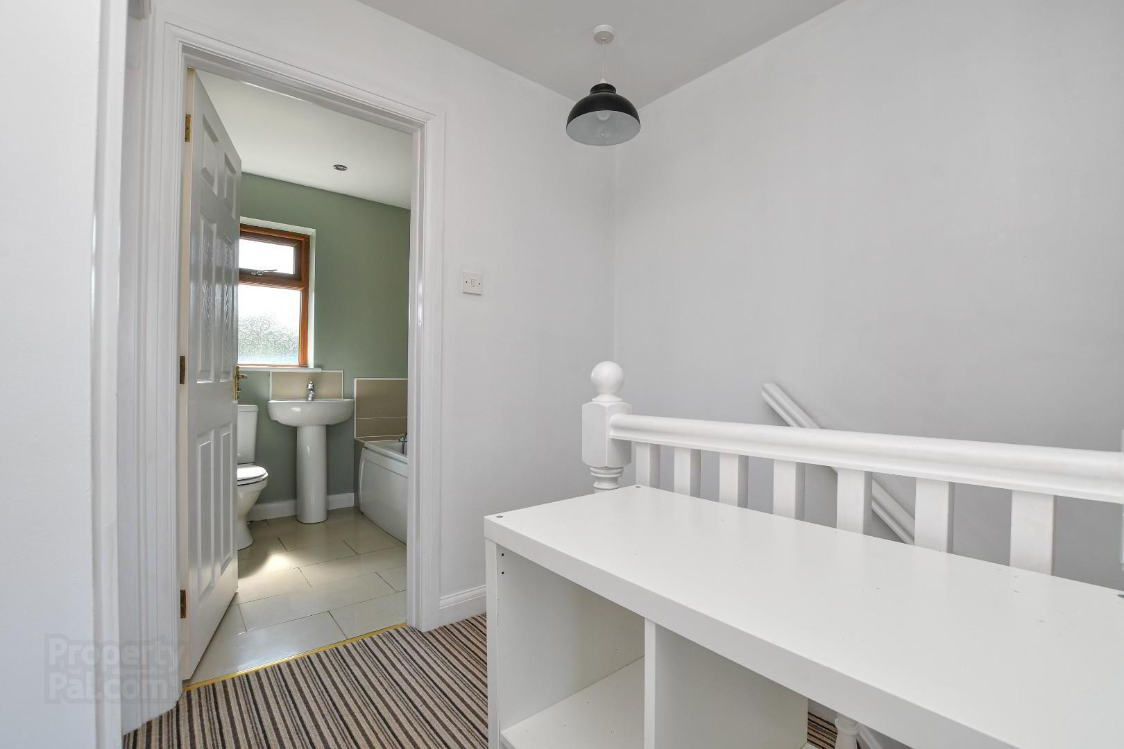 51 Stonebridge Gardens 46 of 46