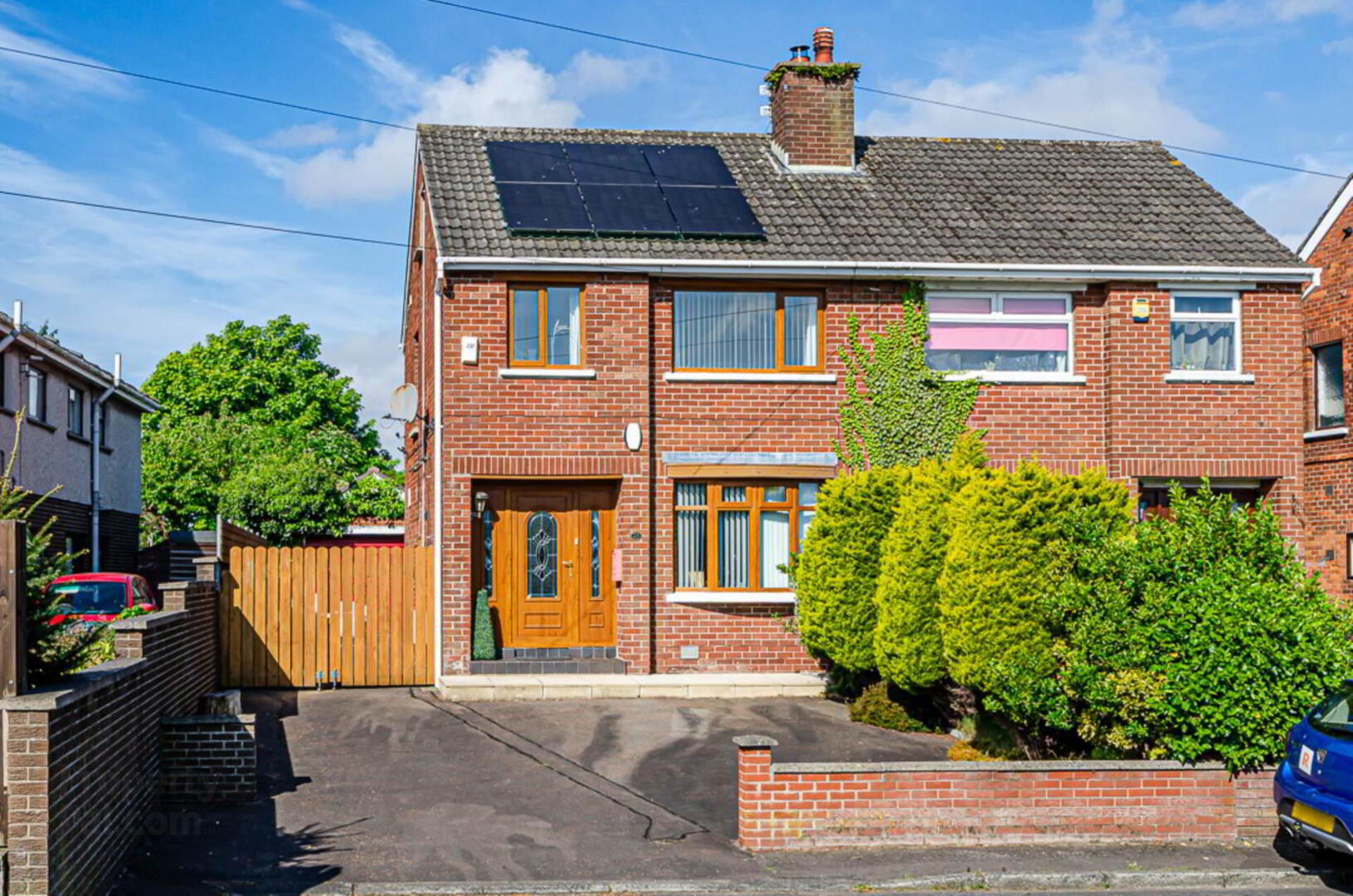25 Glen Road 1 of 35