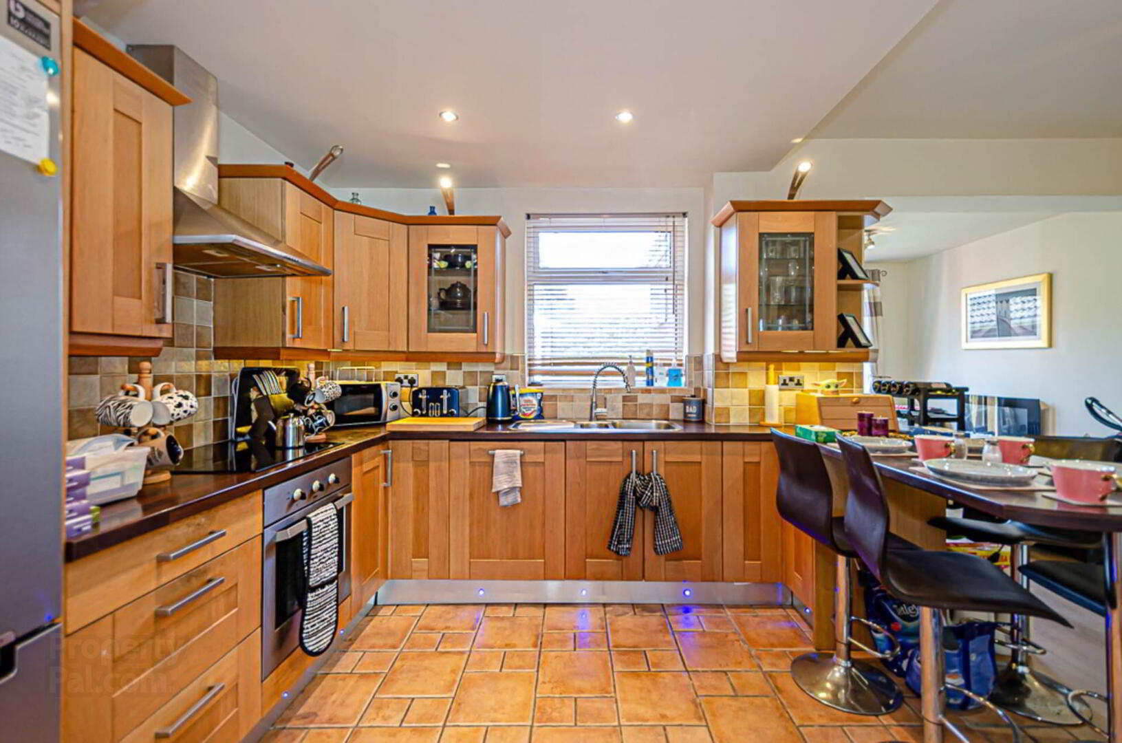 25 Glen Road 8 of 35