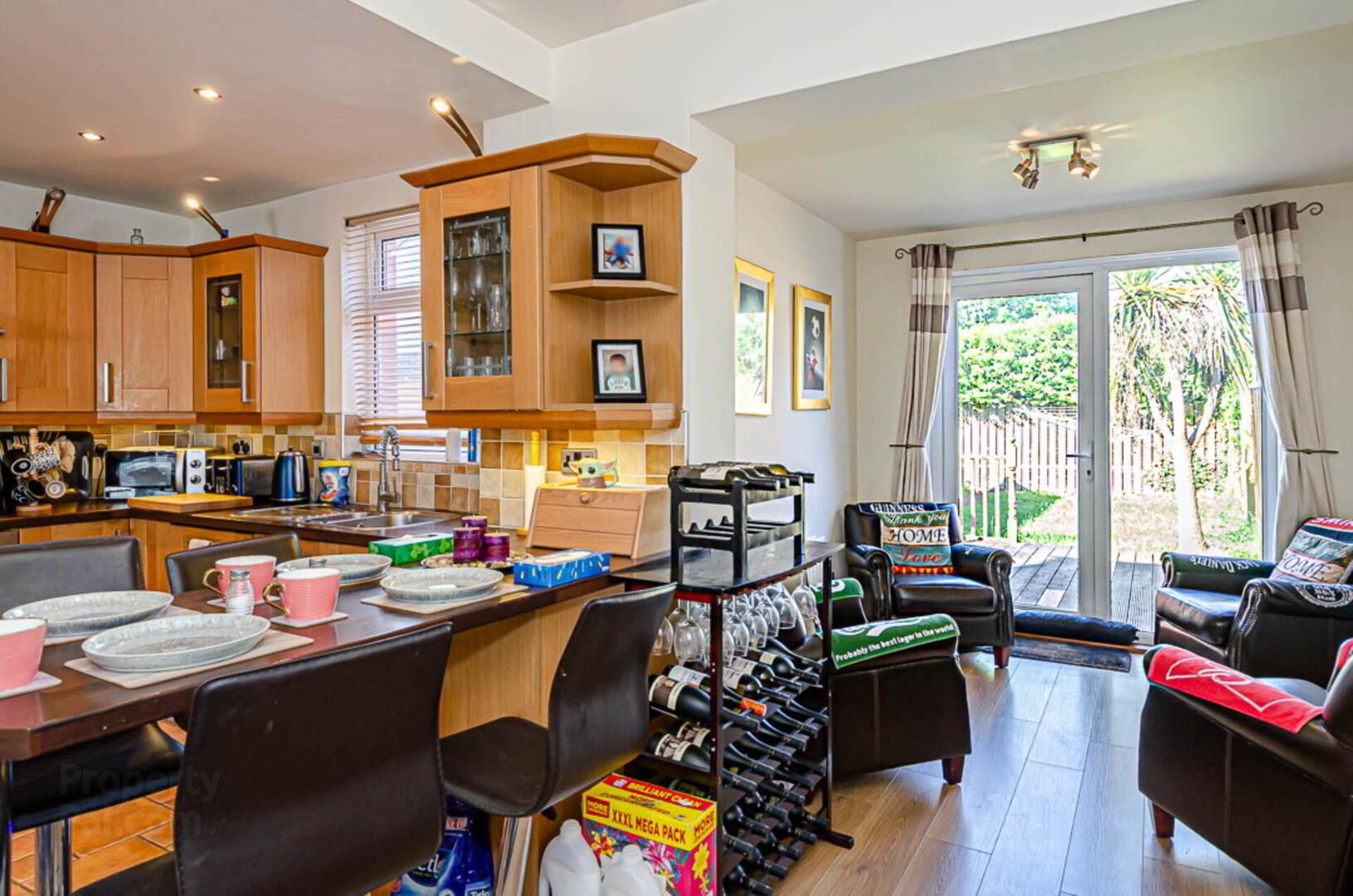 25 Glen Road 11 of 35