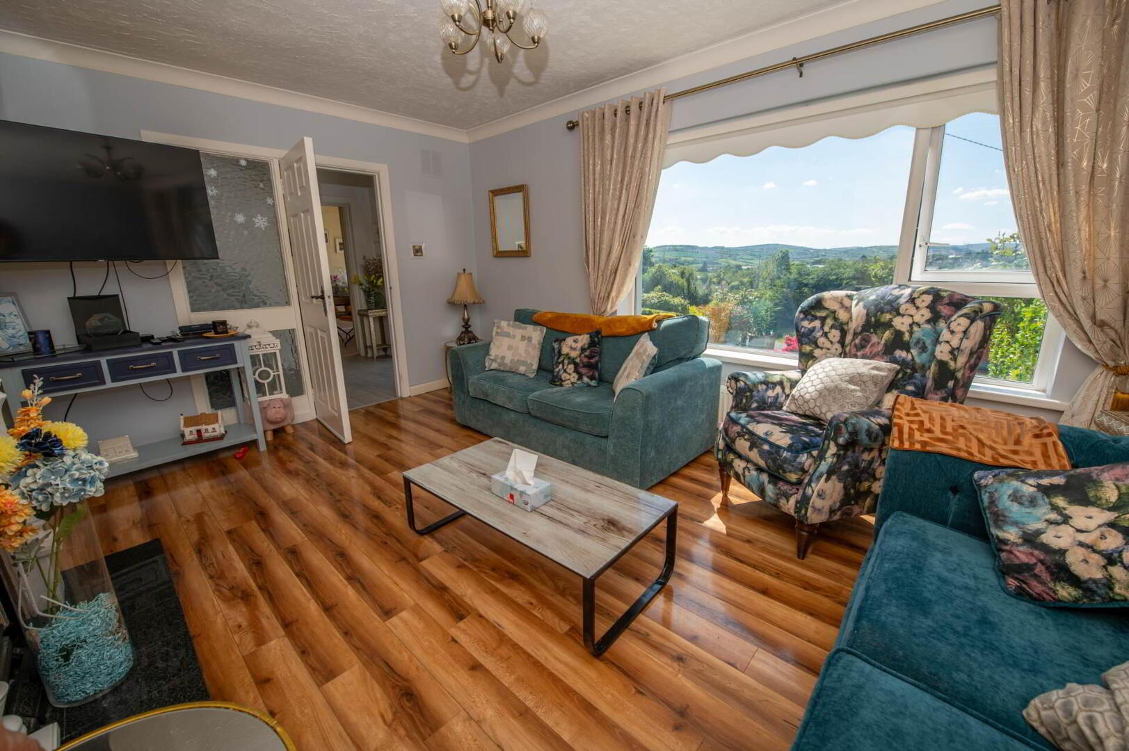 5 Oakfield Drive 8 of 46