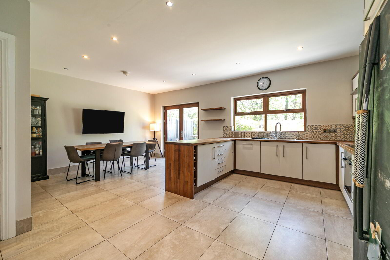 71b Shandon Park 10 of 46
