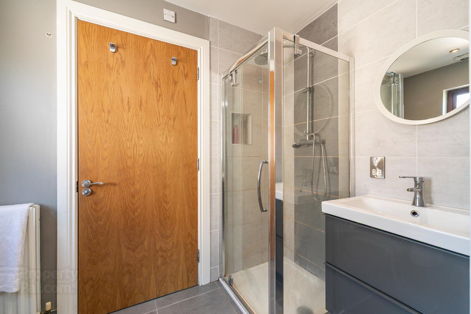 71b Shandon Park 19 of 46