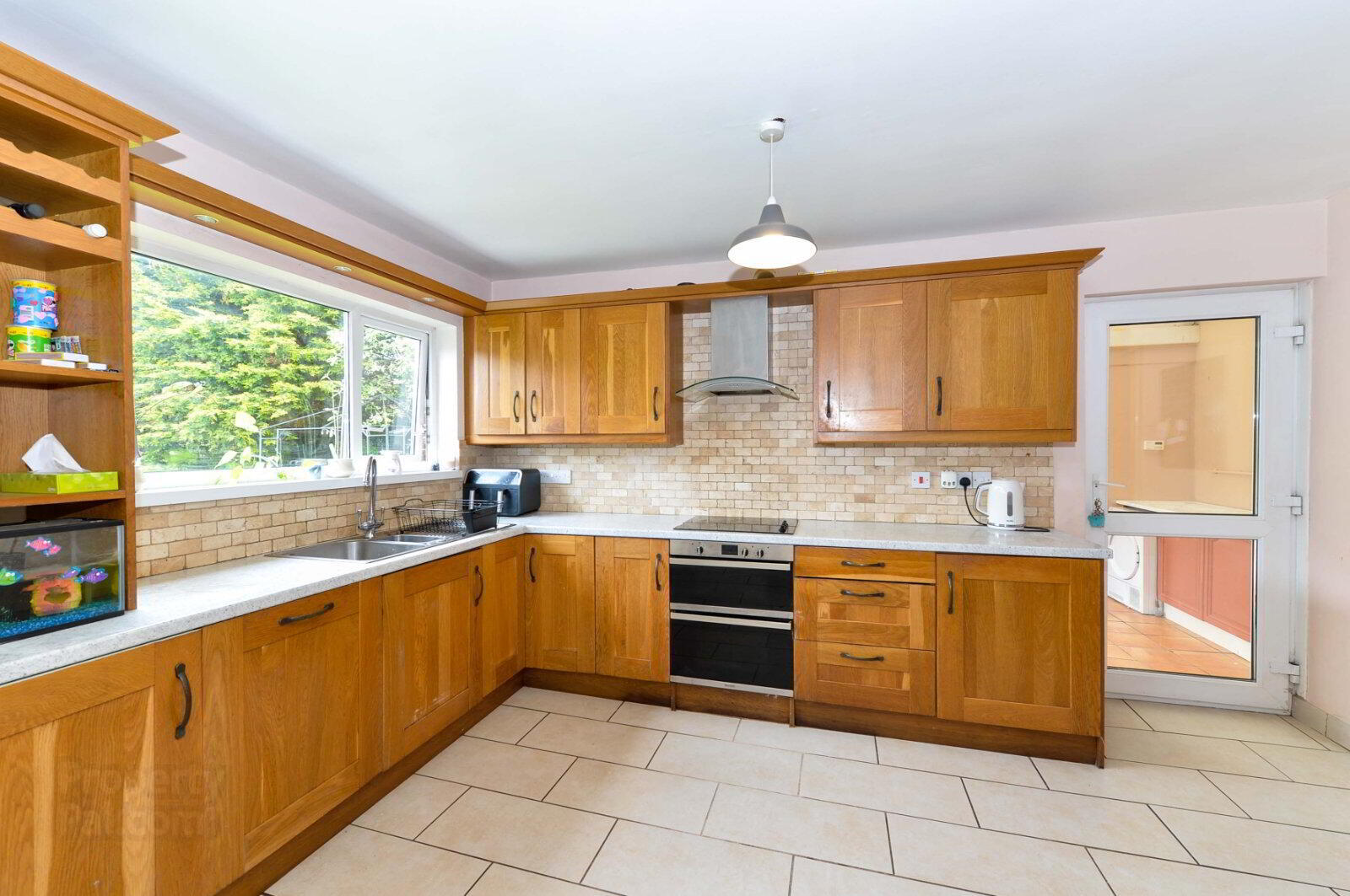 15 Manse Park 6 of 20