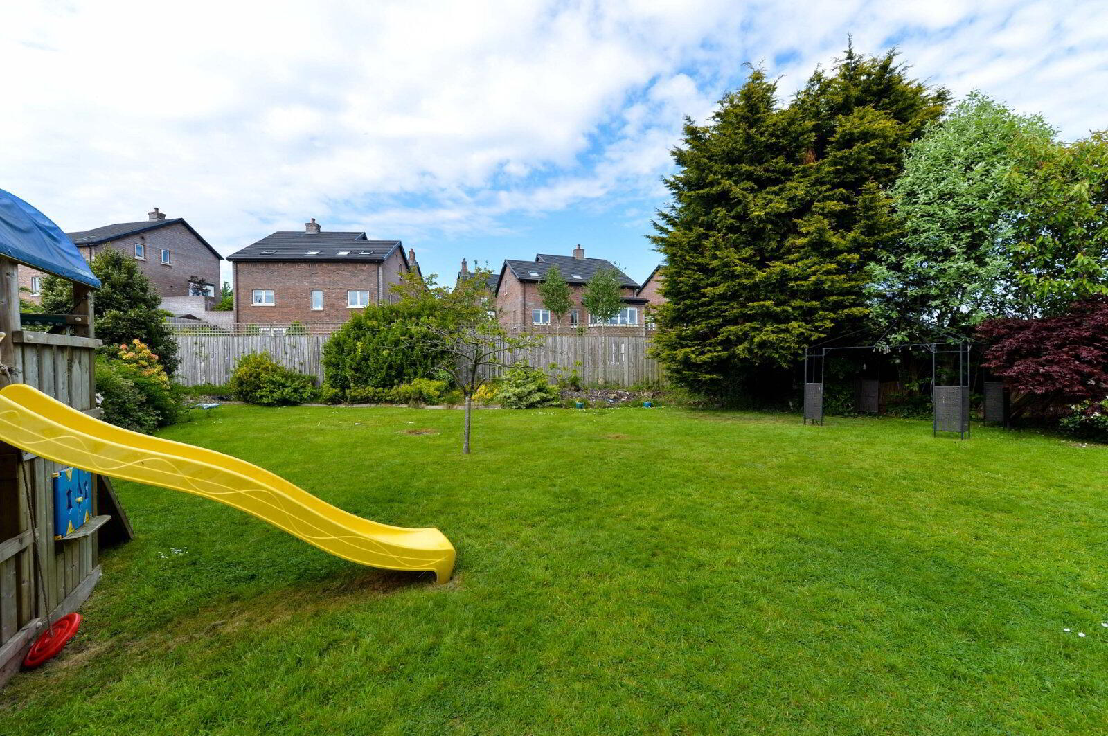 15 Manse Park 20 of 20