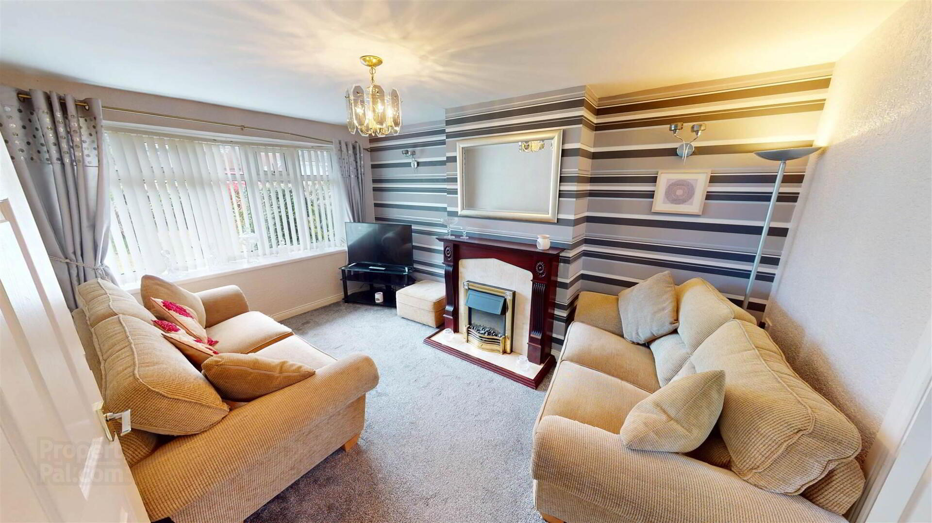 5 Thornleigh Park 2 of 14