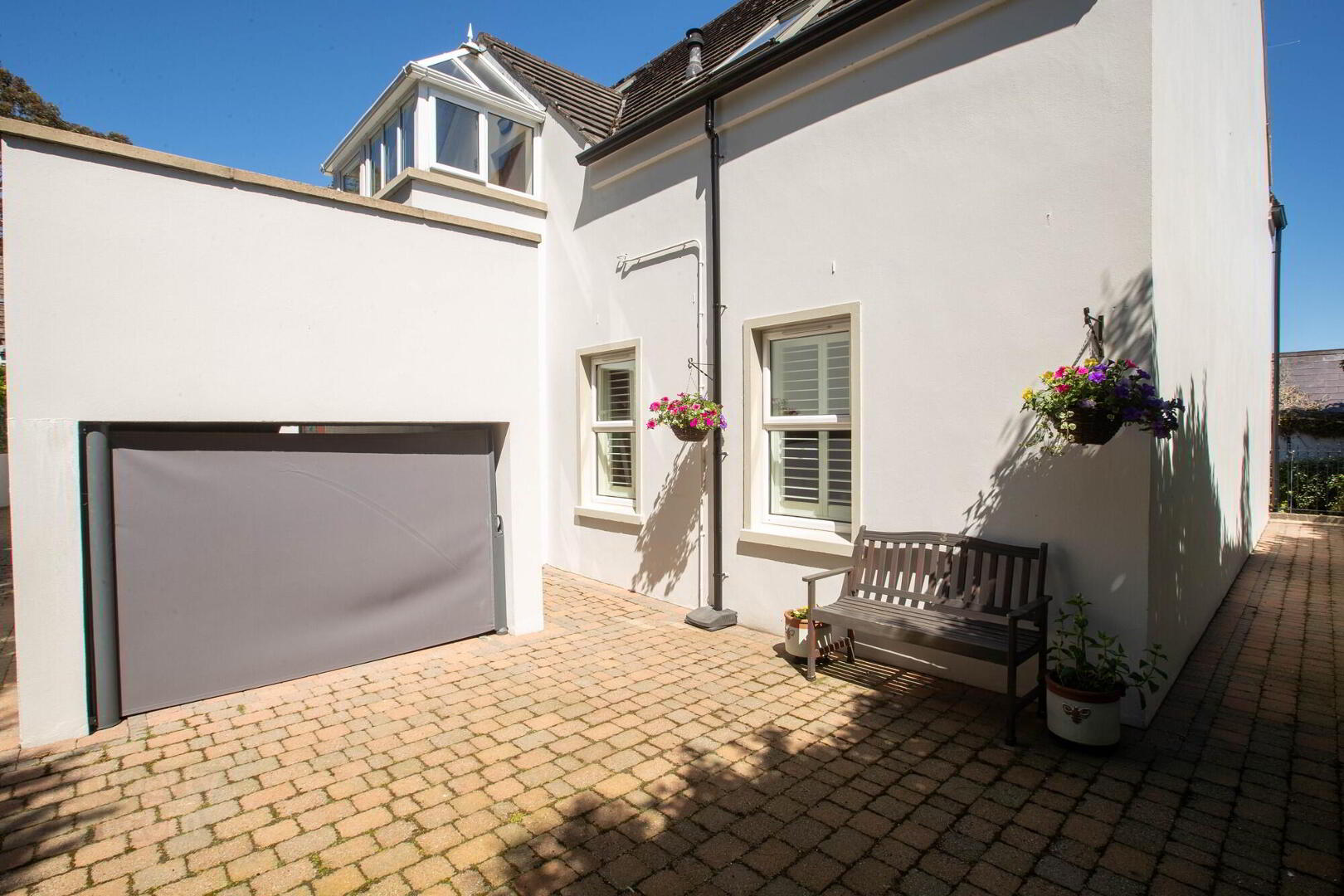 3 Apiary Court 24 of 27