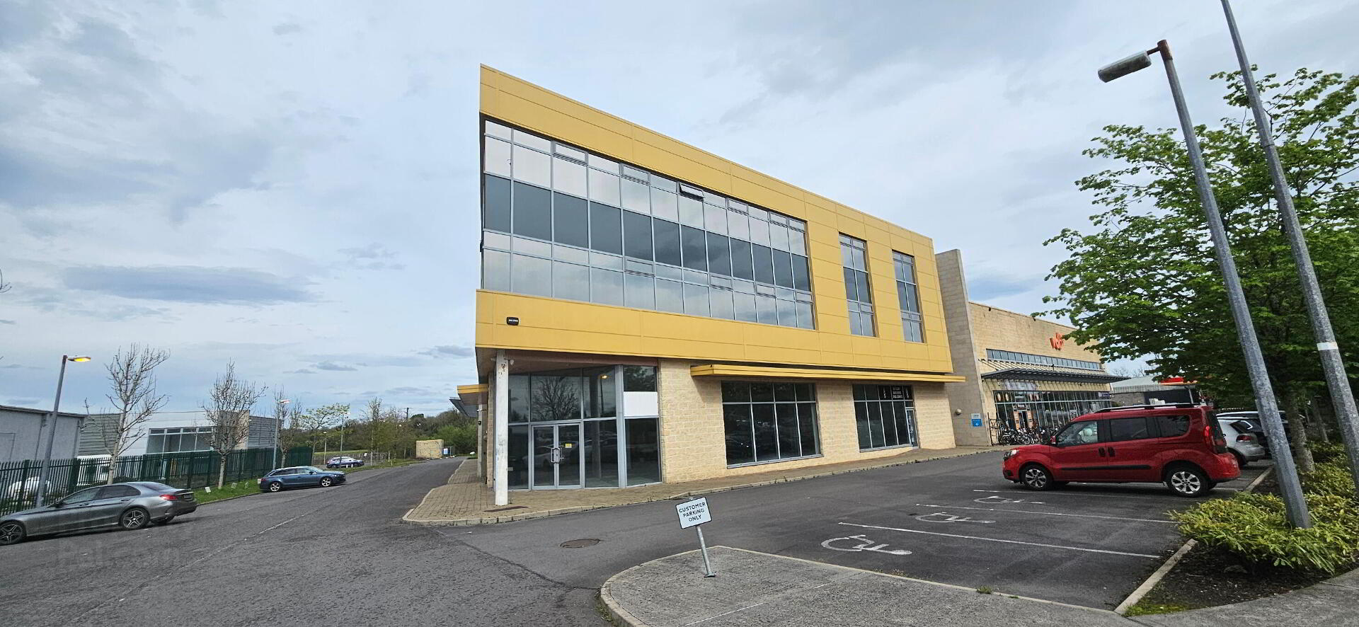 Unit 4, Shannonside Retail Park 10 of 17