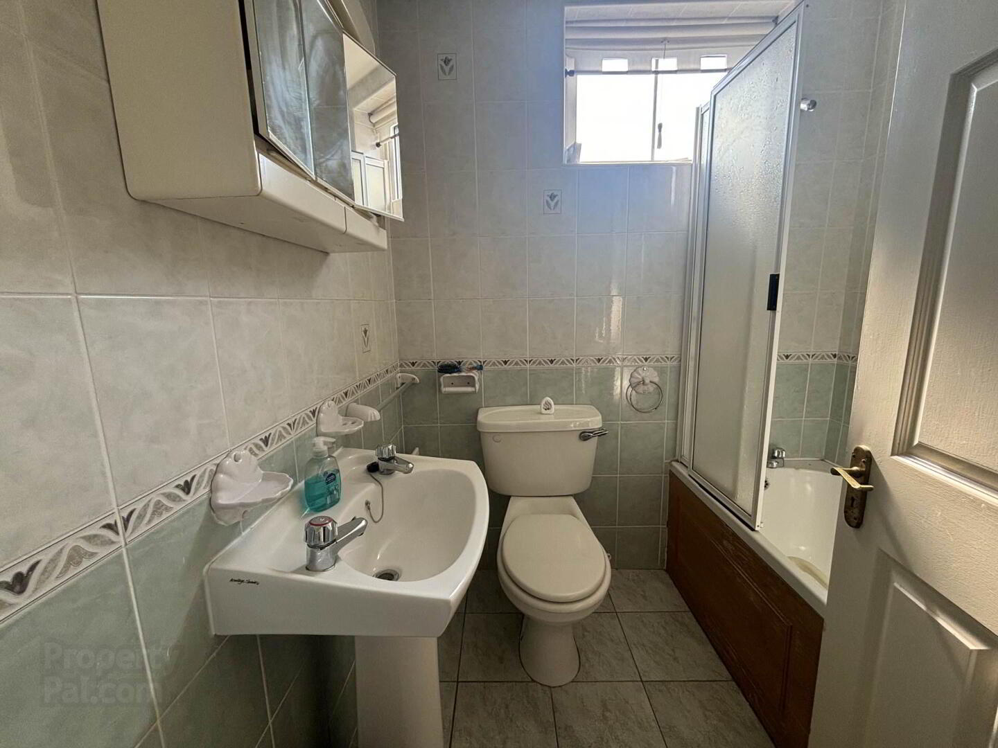 5 Nessan Court 16 of 19