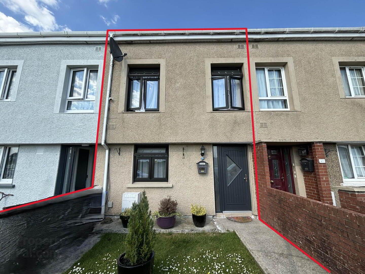 42 Glasgow Park 1 of 14