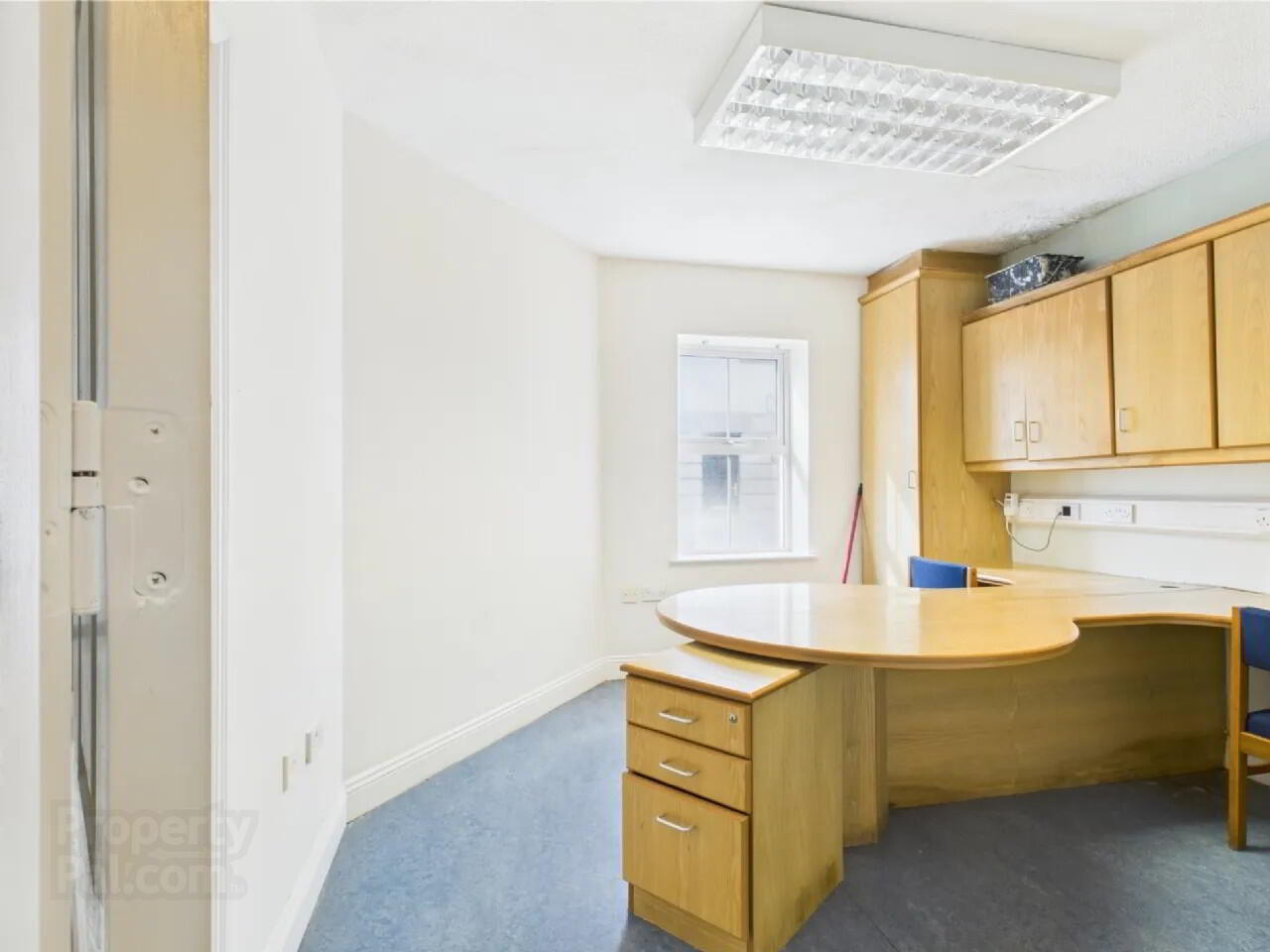 Ground Floor Office Space, 1 Link Road 8 of 10