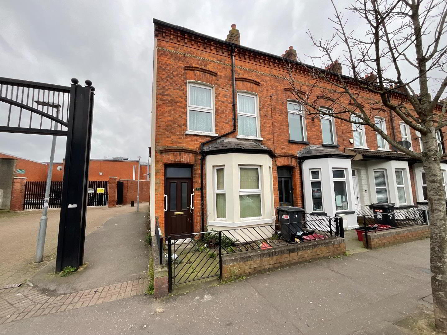79 Bloomfield Avenue 1 of 9