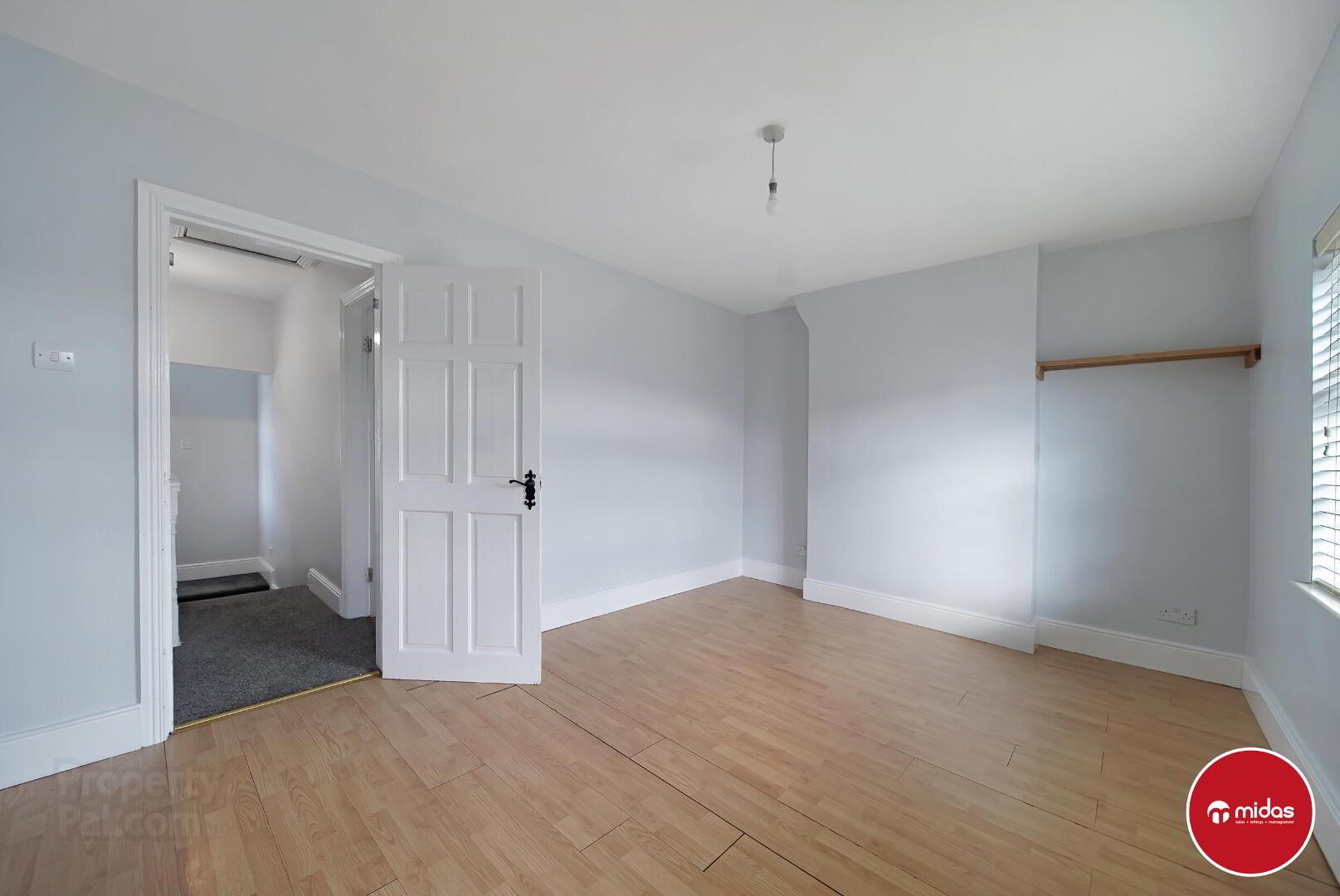 9 Maybrook Terrace, 11 of 16