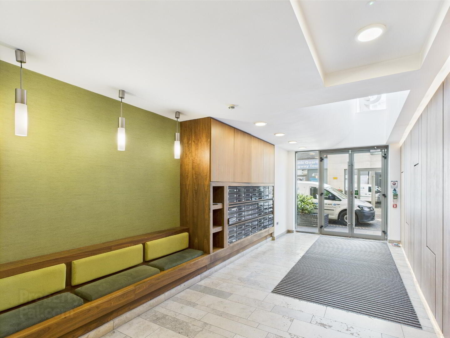 9.44 Arc Apartments, 2i Queens Road 2 of 20