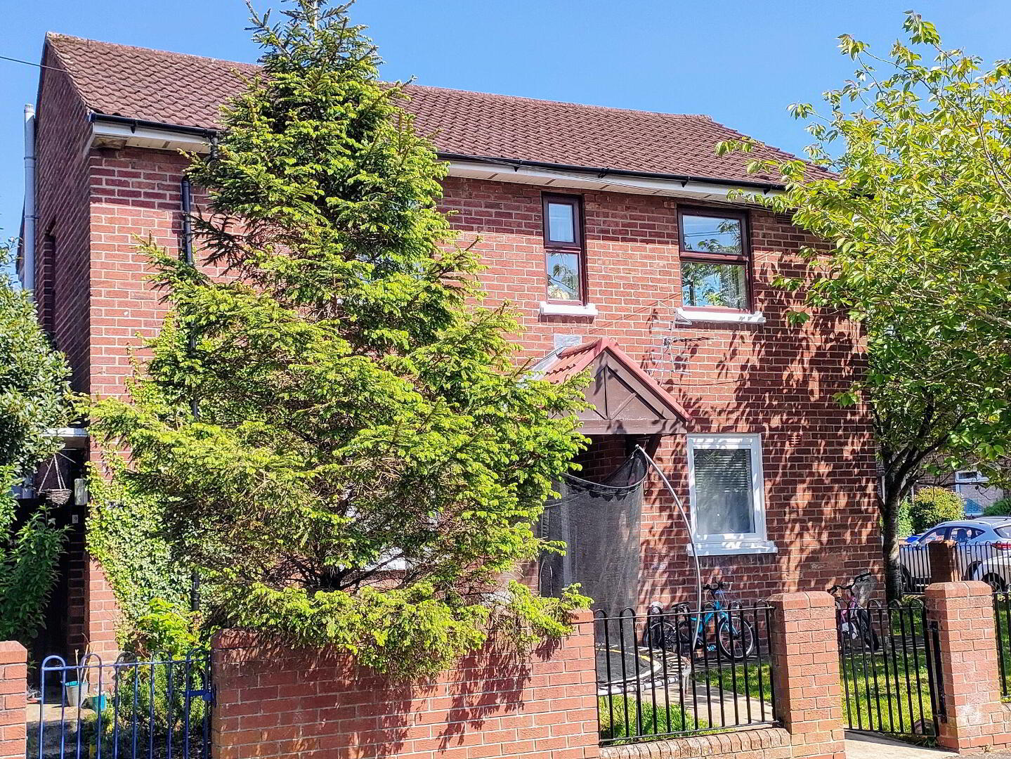 property description image