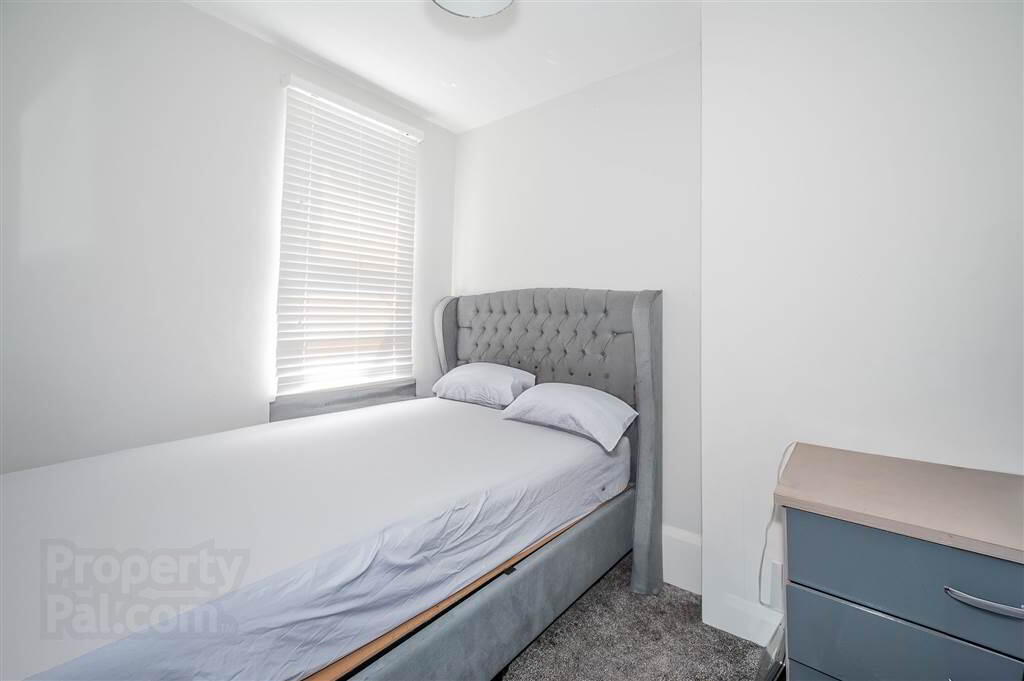 14 Tates Avenue 8 of 13