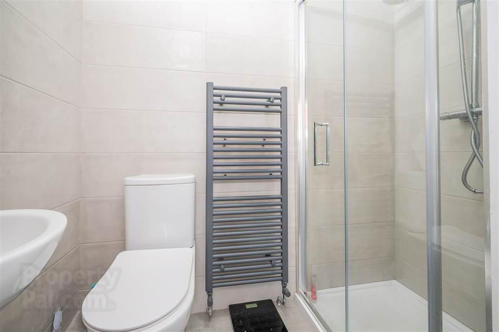14 Tates Avenue 6 of 13