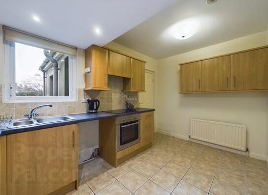3 Lower Carncastle Road 4 of 9