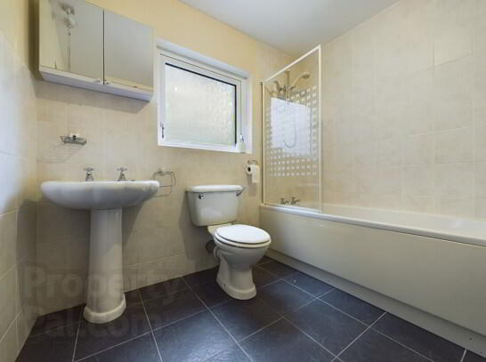 3 Lower Carncastle Road 9 of 9