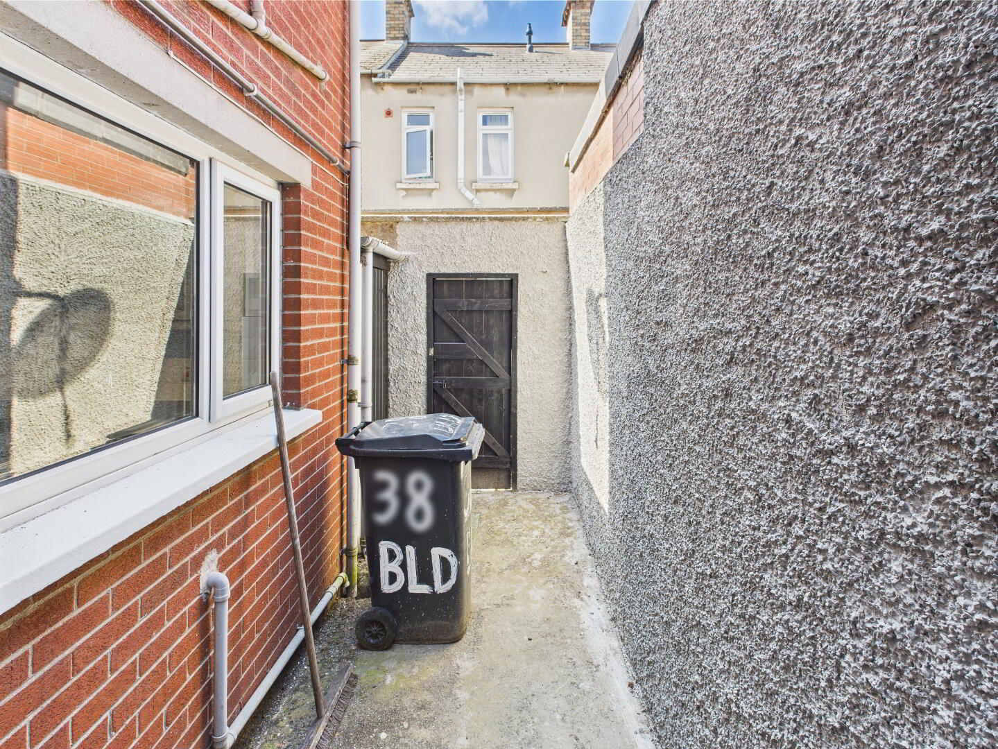 38 Brookland Street 23 of 25