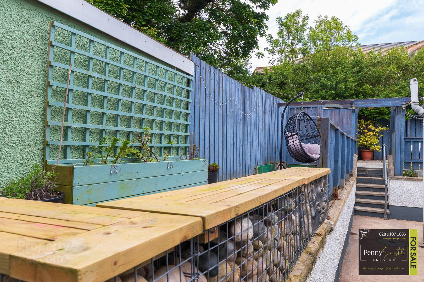 6 Springwell Gardens 27 of 31