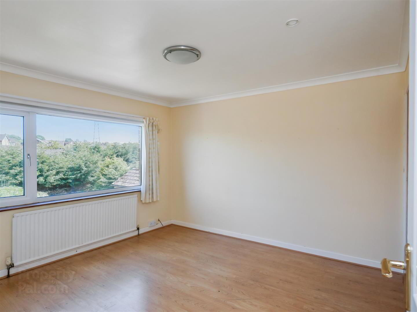 26 Carnbrae Avenue 7 of 13
