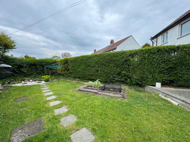 2 Lumfiord Avenue 16 of 18